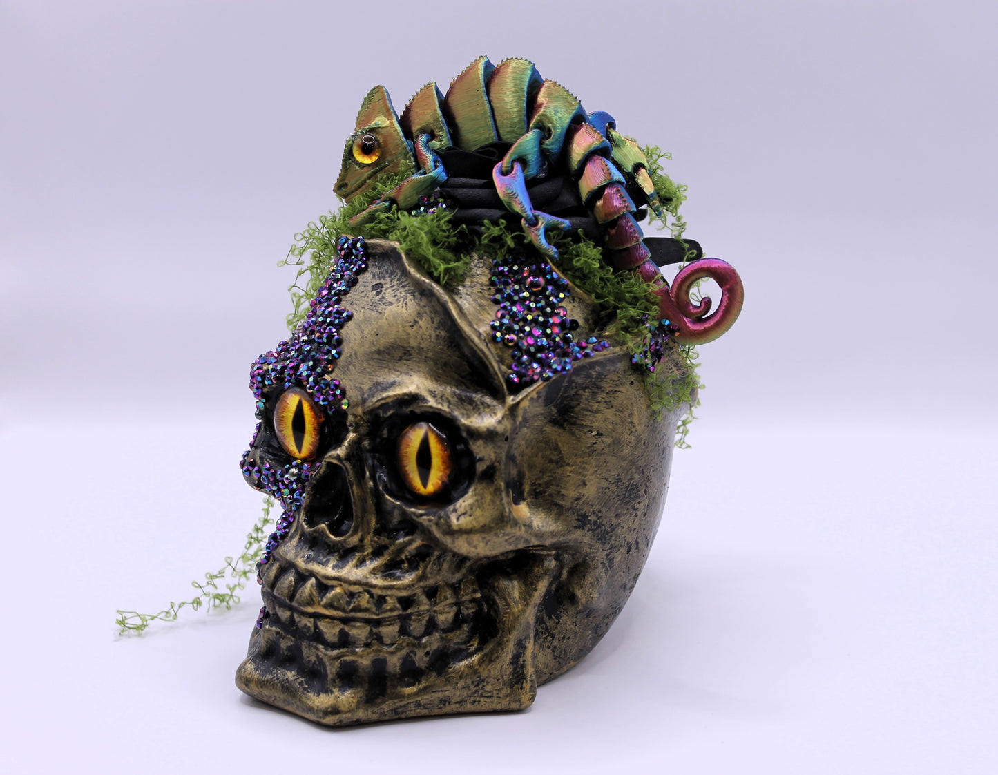 Gilded Reptilian Gold Skull Decor