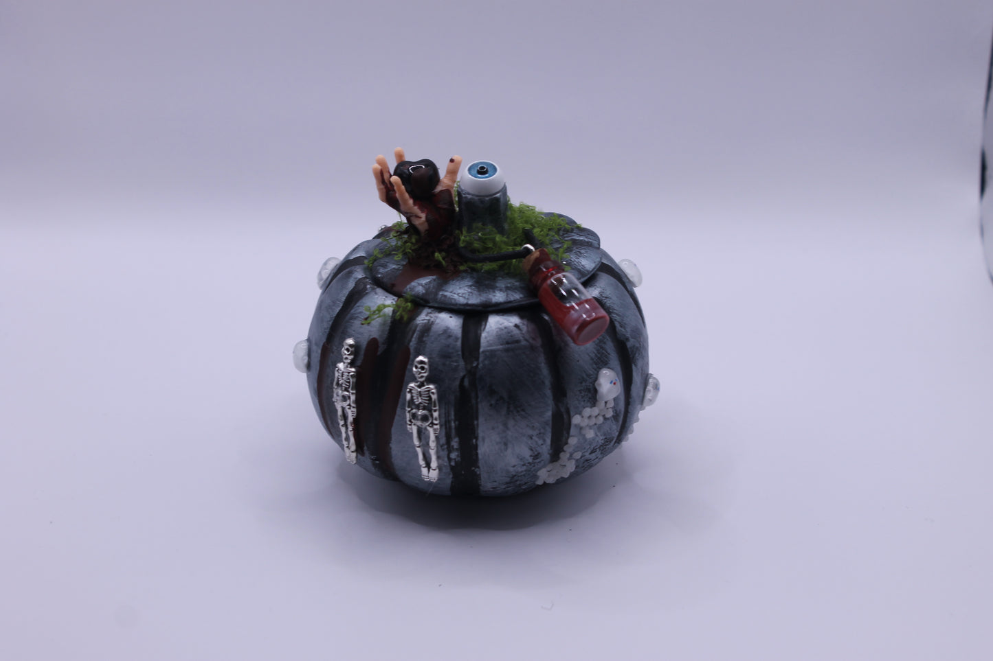 Ghoul Ghourd container with glow in the dark ghost