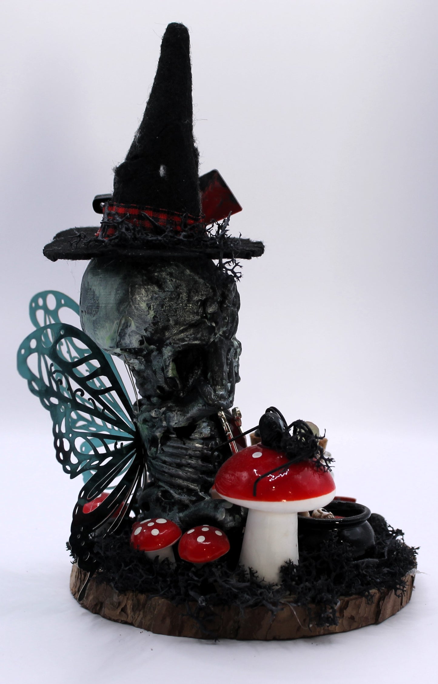 See No Evil Fae Witch Skeleton Decor