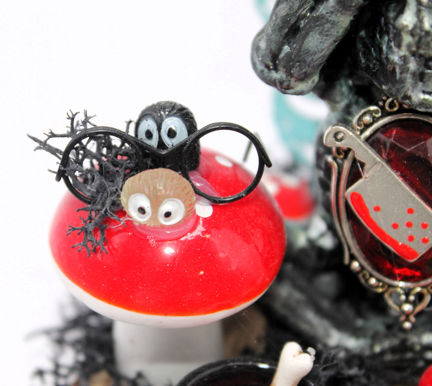 See No Evil Fae Witch Skeleton Decor