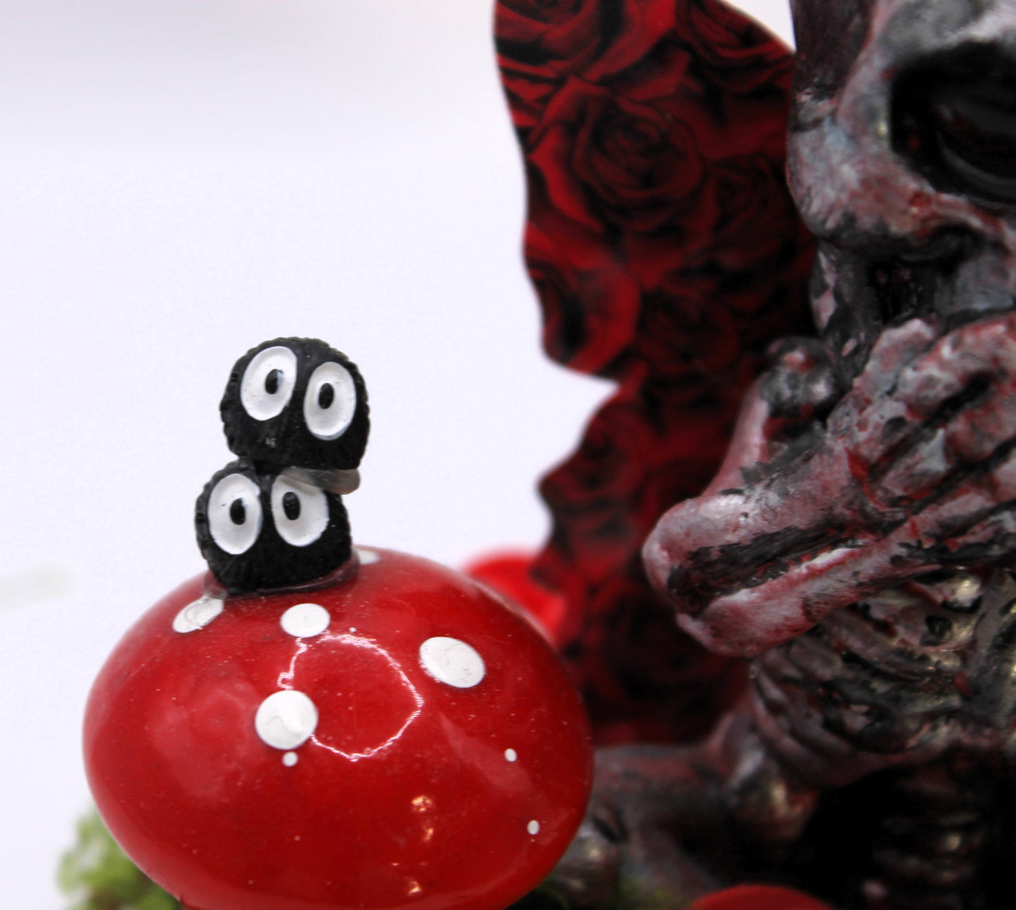 Red Speak No Evil Fae Skeleton Decor