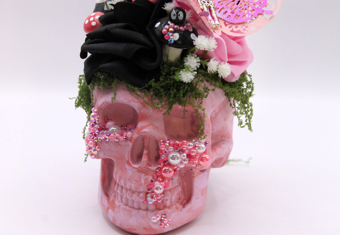 Blush of the Damned Skull Macabre Decor