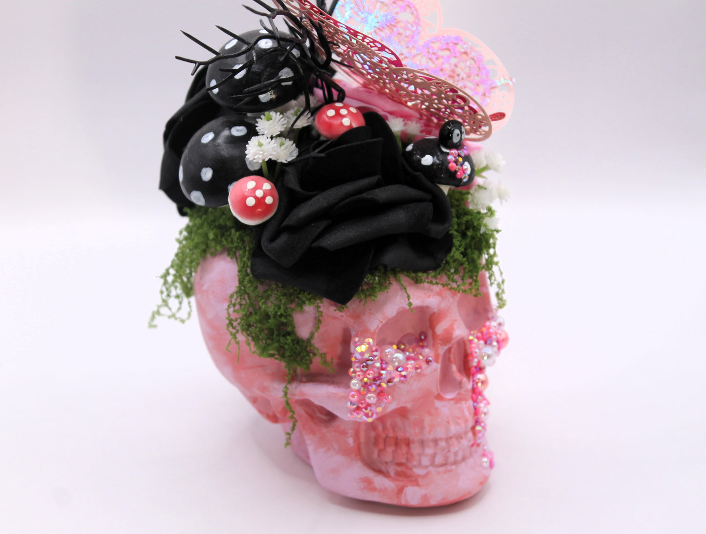 Blush of the Damned Skull Macabre Decor