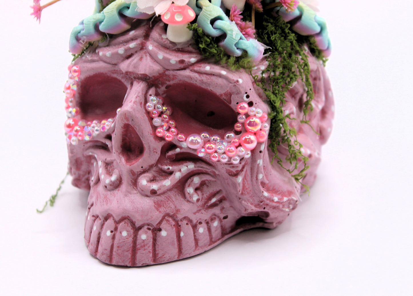 Toadstool Darling skull decor