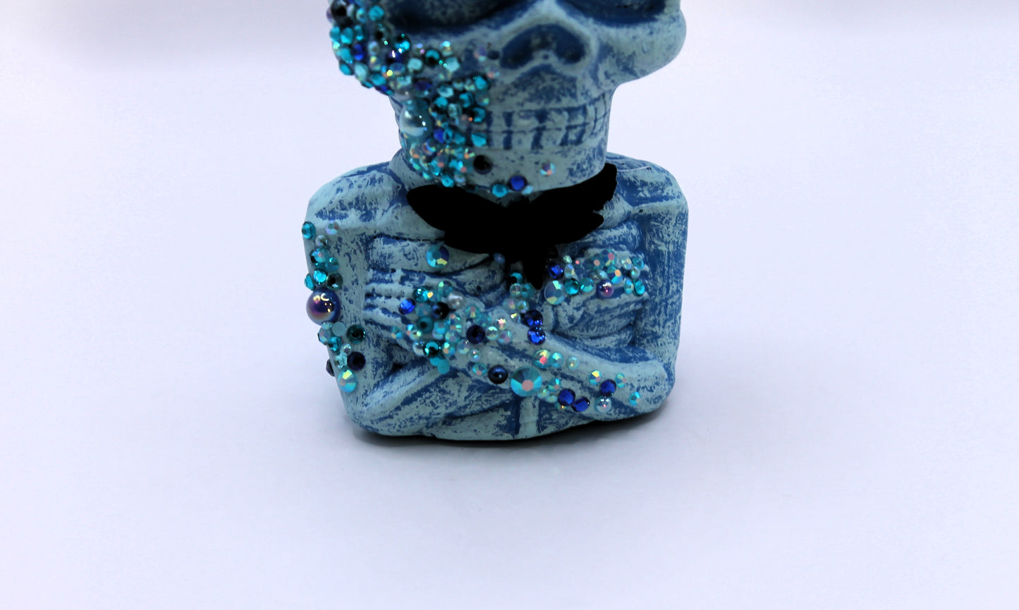 Frost Hex soul cage skull decor