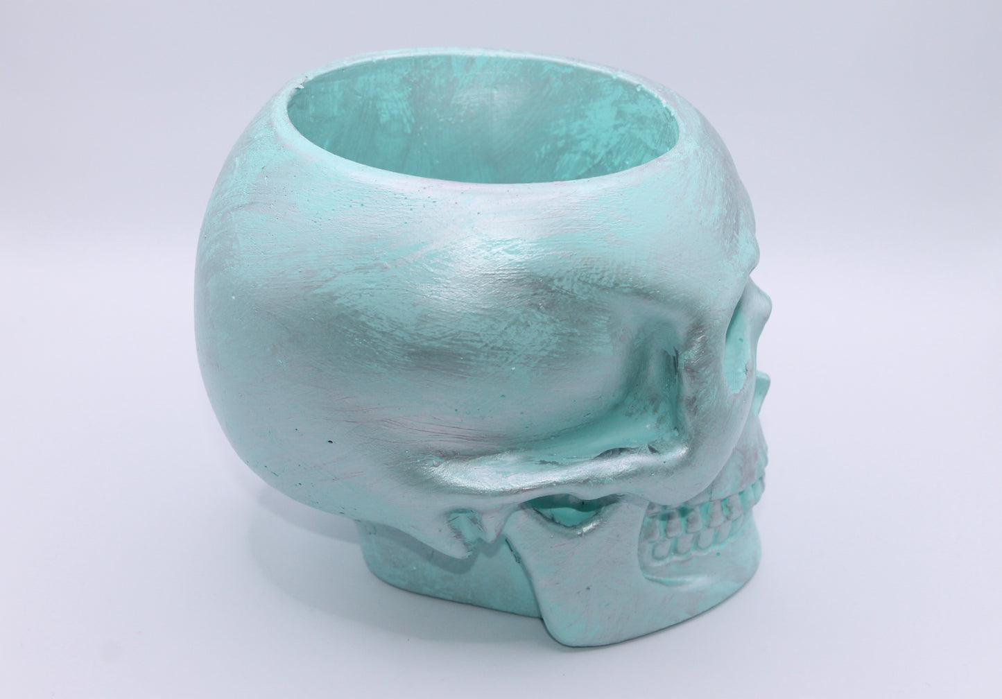 Icy Mint Morbid Majesty skull planter