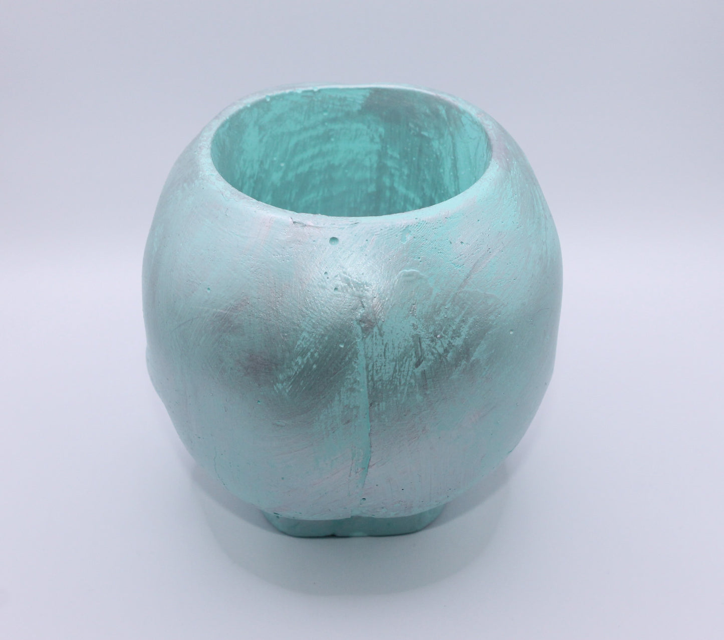 Icy Mint Morbid Majesty skull planter