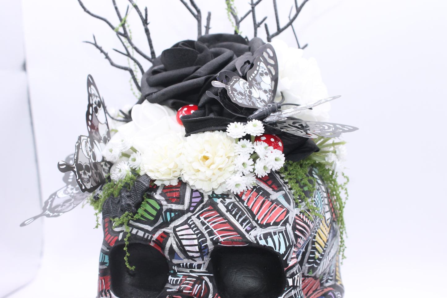 The Widow’s Bloom Skull Decor