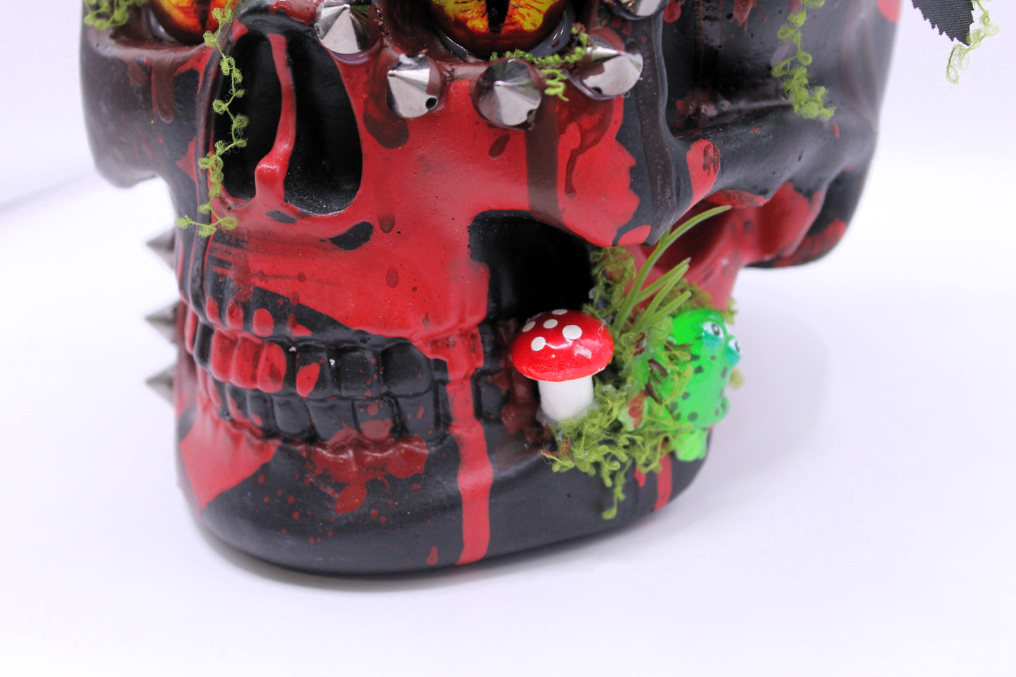 Bloom of the Damned Macabre Skull Decor