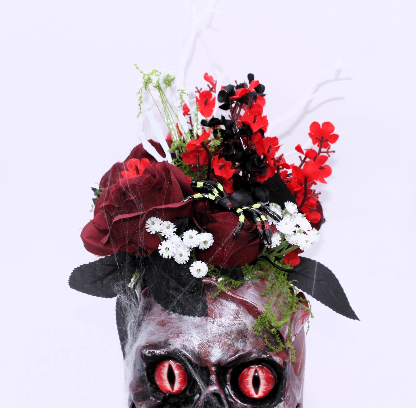 Venom in Bloom Skull Decor