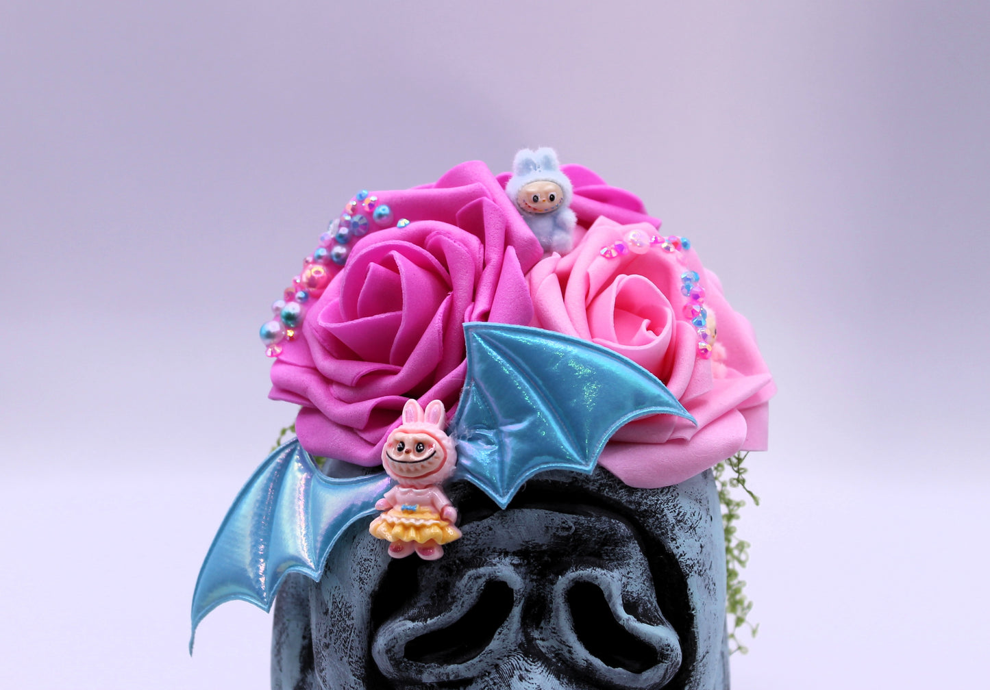 Kawaii Scream Bloom macabre decor