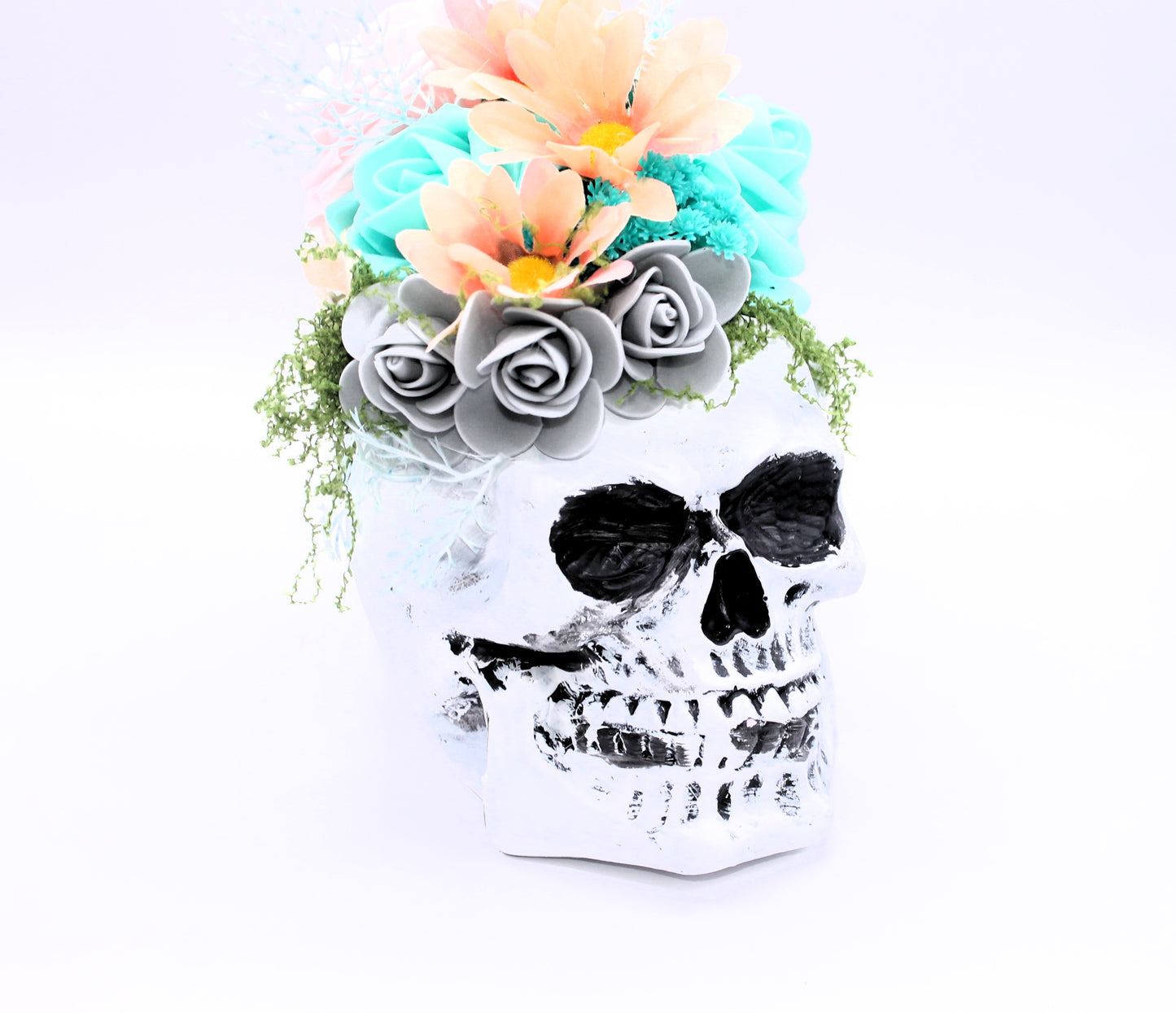 Pastel Remains Skull Decor
