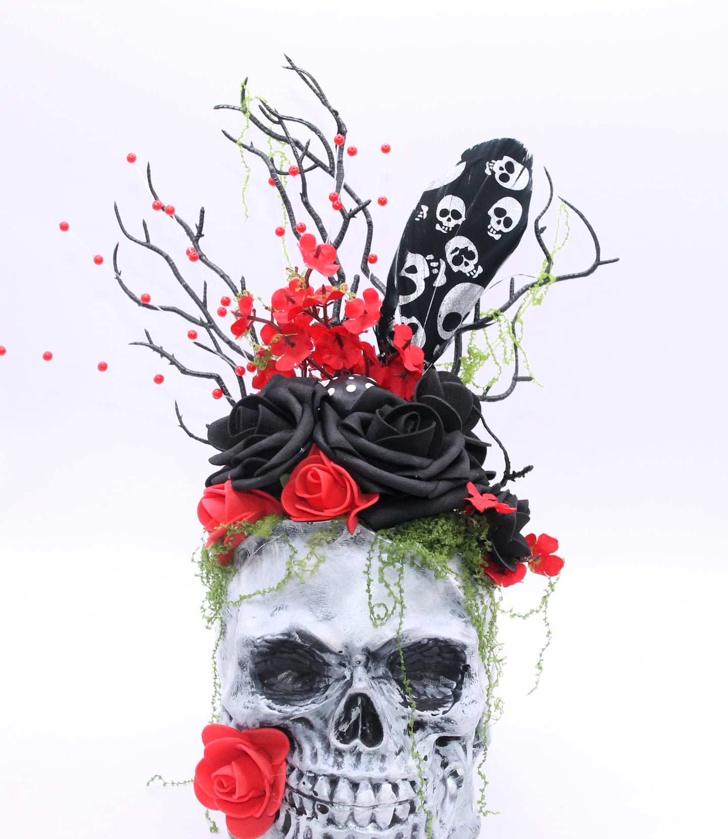 Blood Rose Ritual Skull Decor