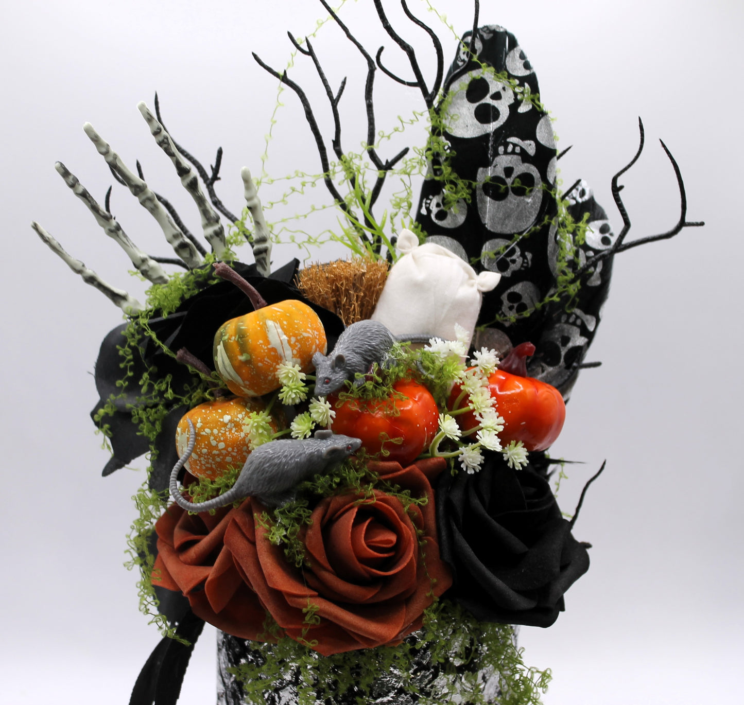 The Vermin Bouquet - Halloween Fall decoration