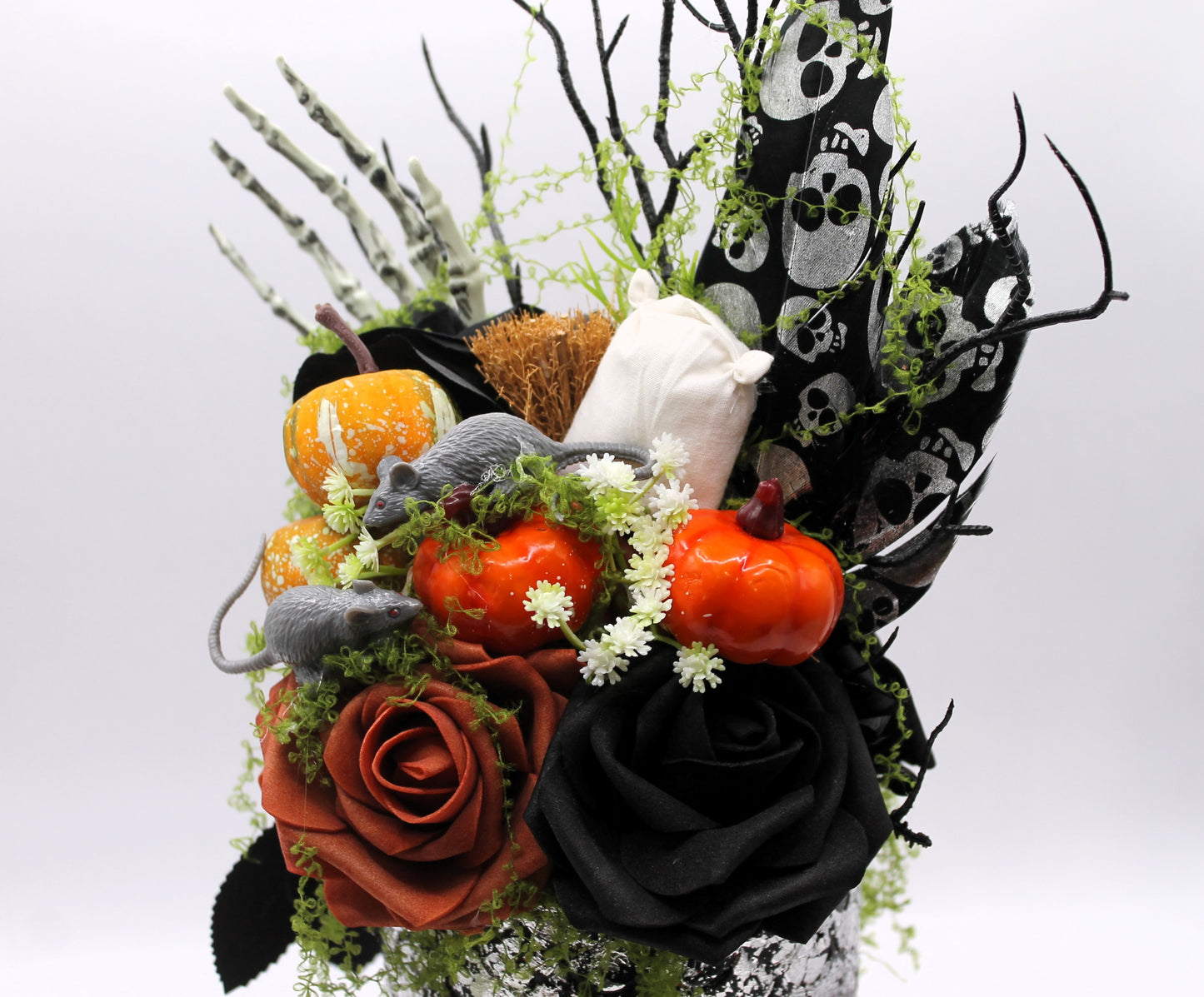 The Vermin Bouquet - Halloween Fall decoration