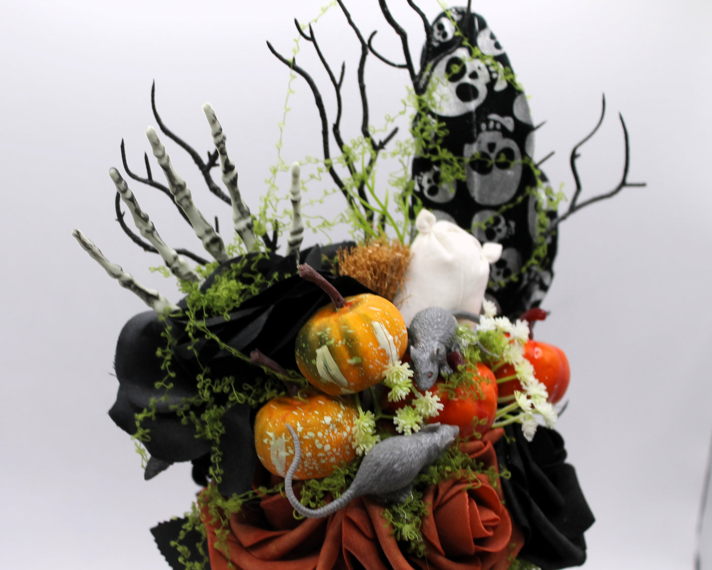 The Vermin Bouquet - Halloween Fall decoration