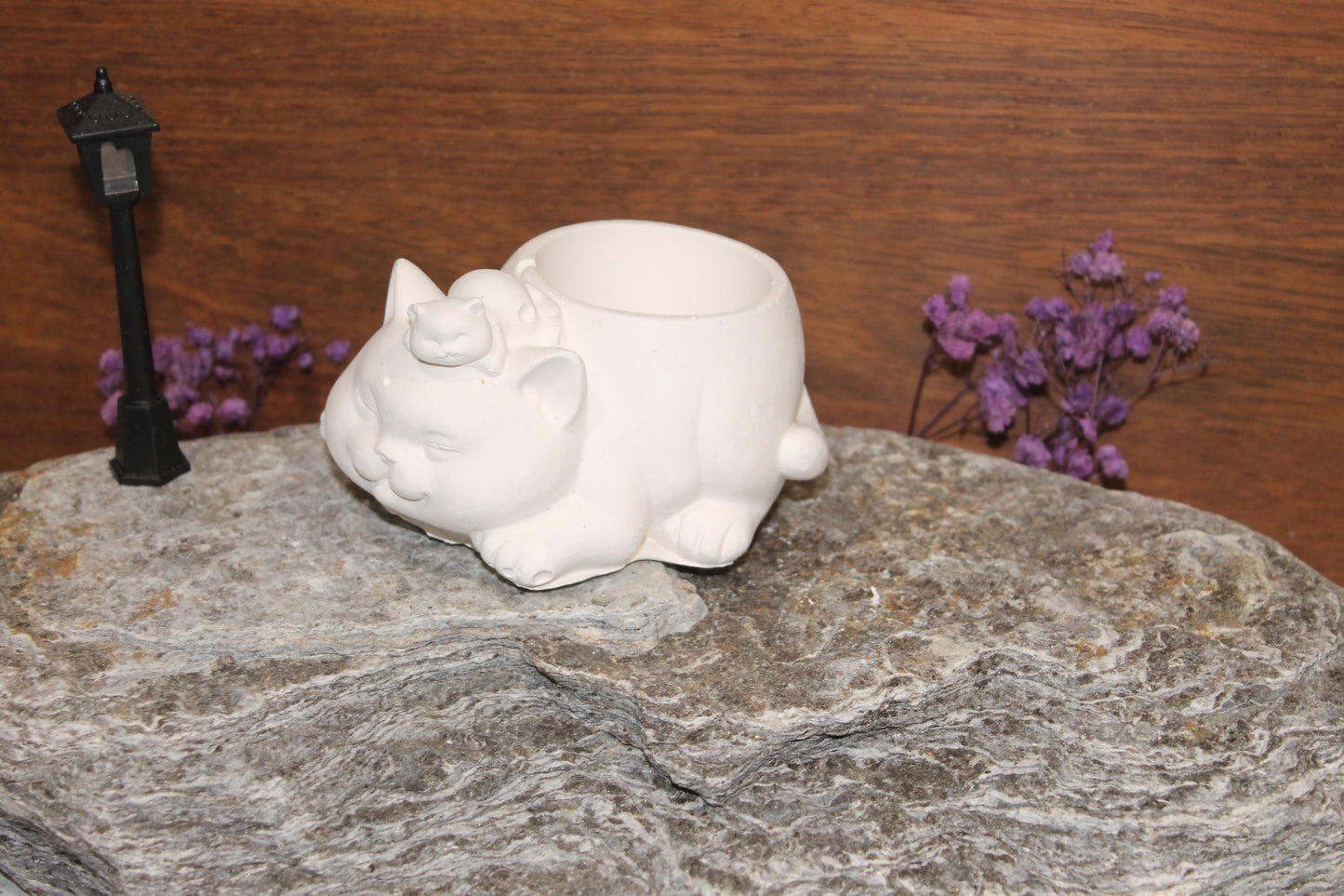 Midnight Familiar Planter