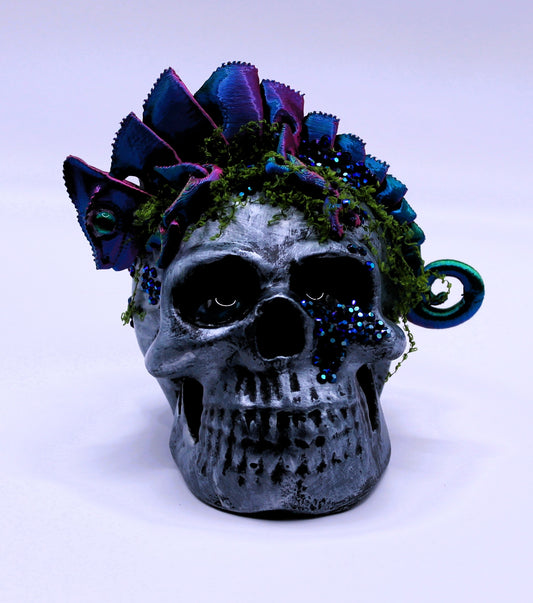 Sirena Skull with Chameleon and Beads Macabre Decor