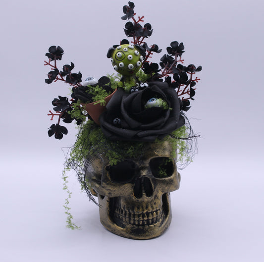 Eyeseed & Thorn Skull Macabre Decor