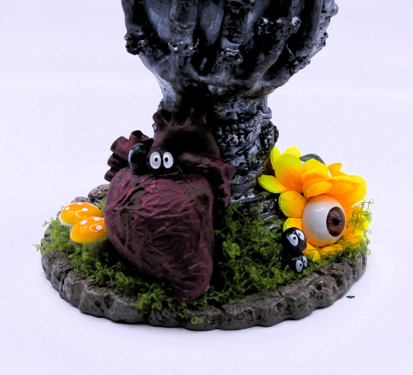 The Collector’s Curse magic ball
