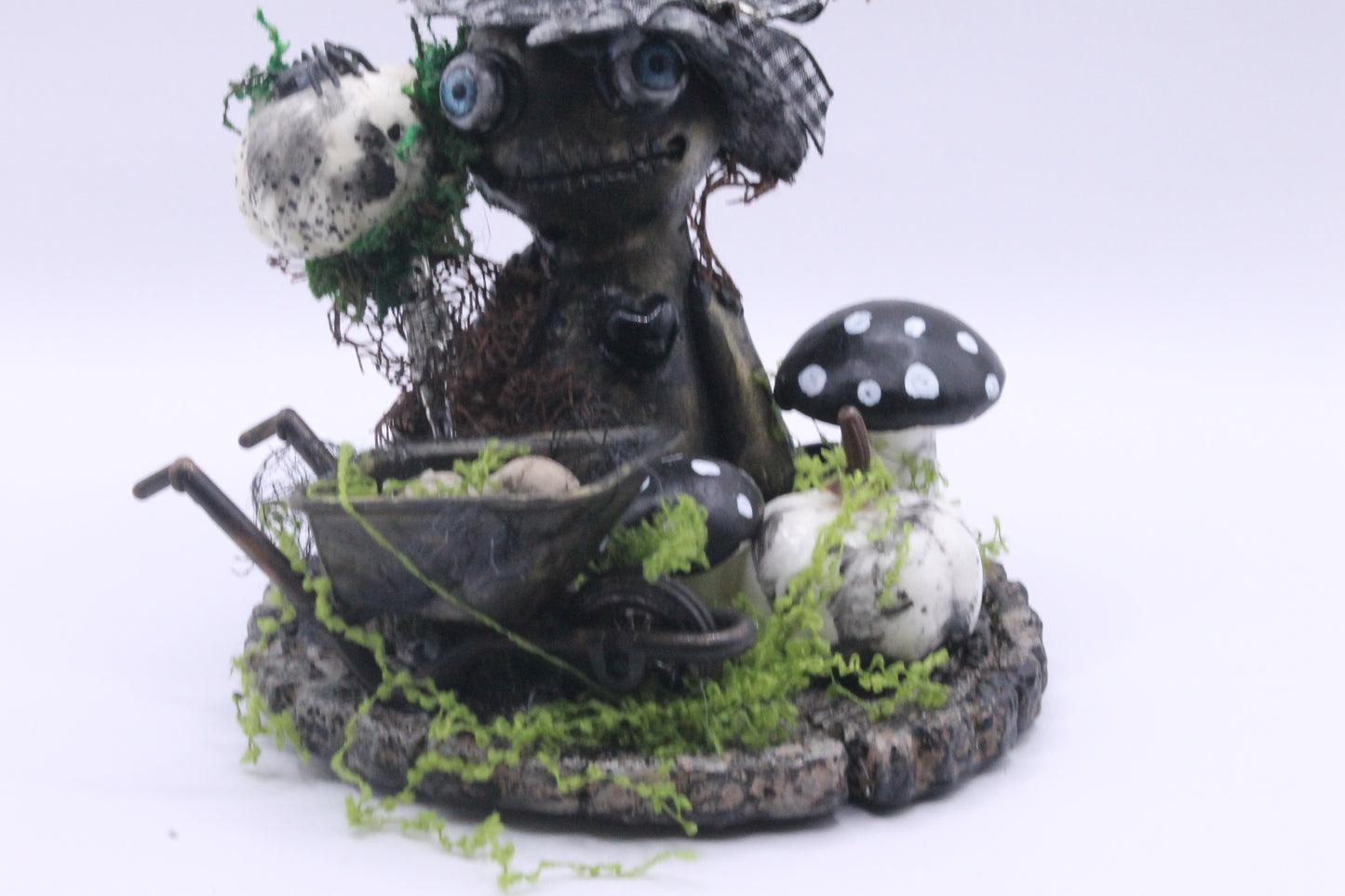 Gravepatch Gardener Curse Doll