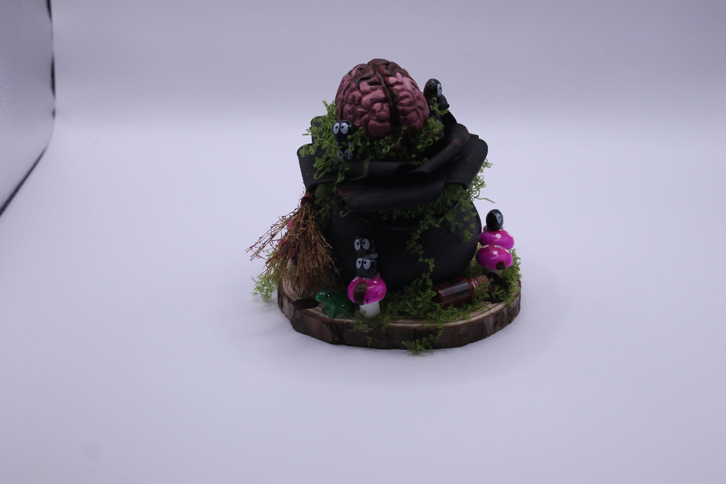 Potion of Thought brain cauldron macabre decor