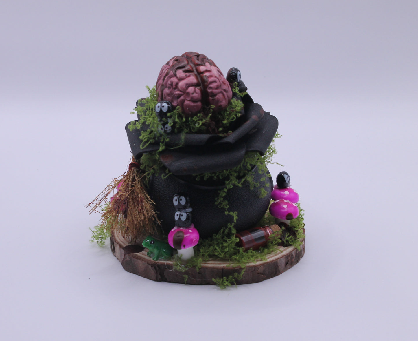 Potion of Thought brain cauldron macabre decor
