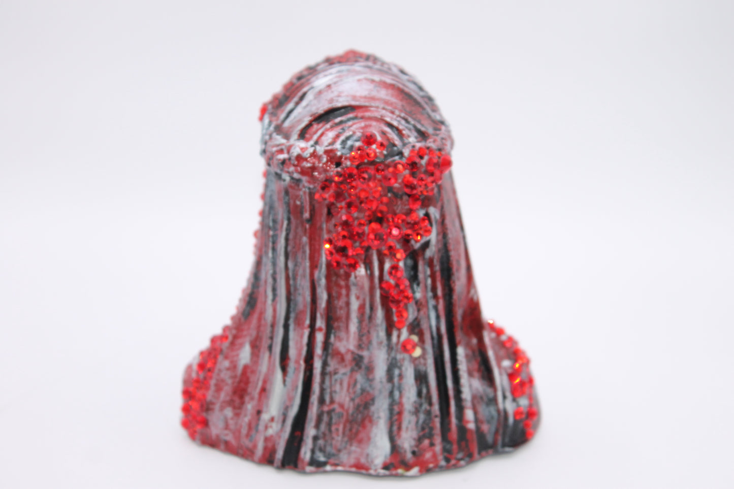 Iridescent Shade Reaper Bride