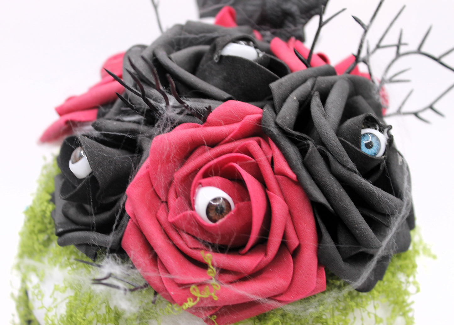 Bat Flower spooky Skull Decor