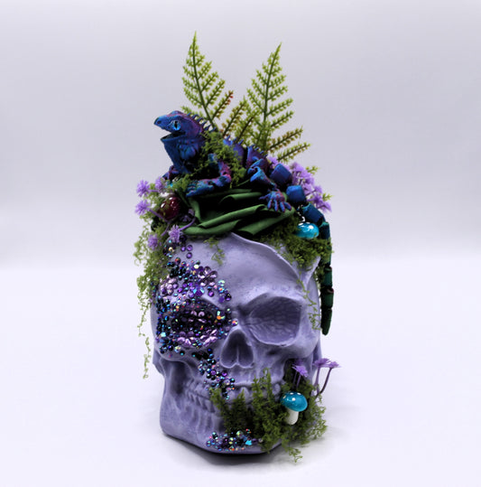 Lizard Bloom Skull Decor