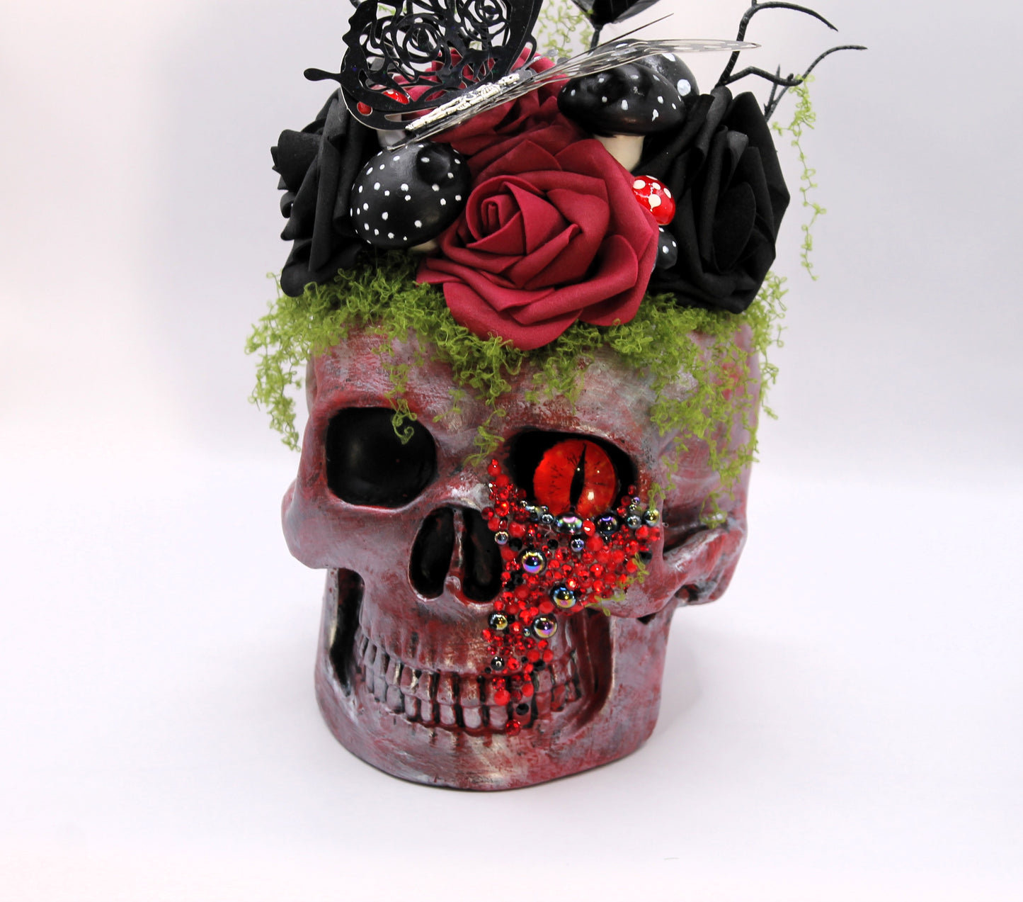 Crimson Gaze Skull Decor