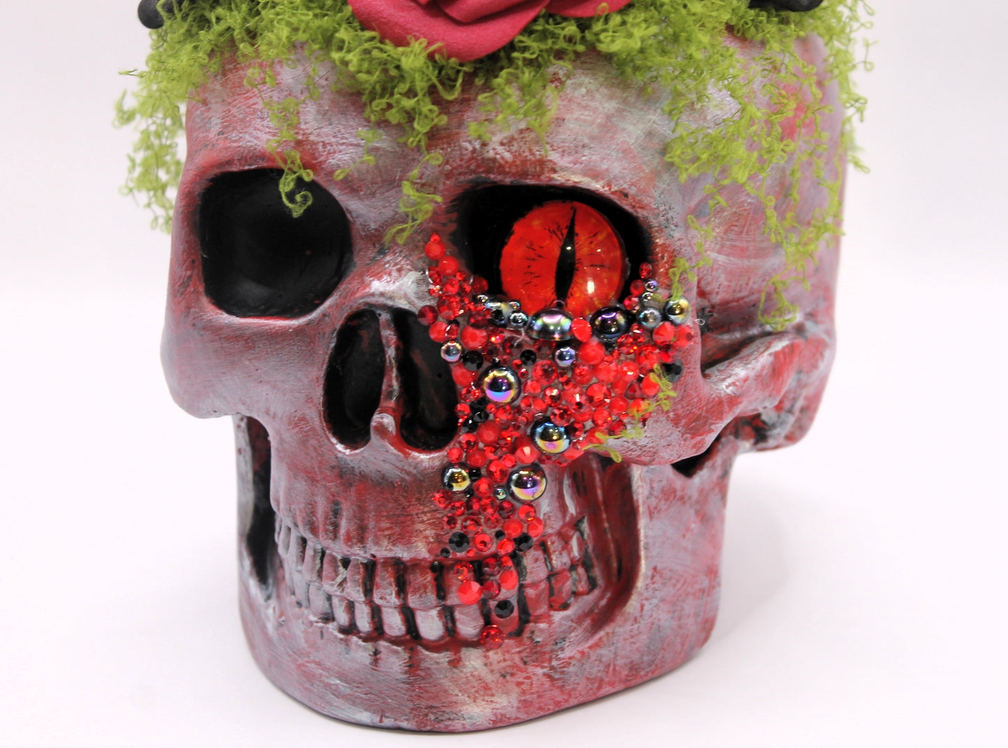 Crimson Gaze Skull Decor