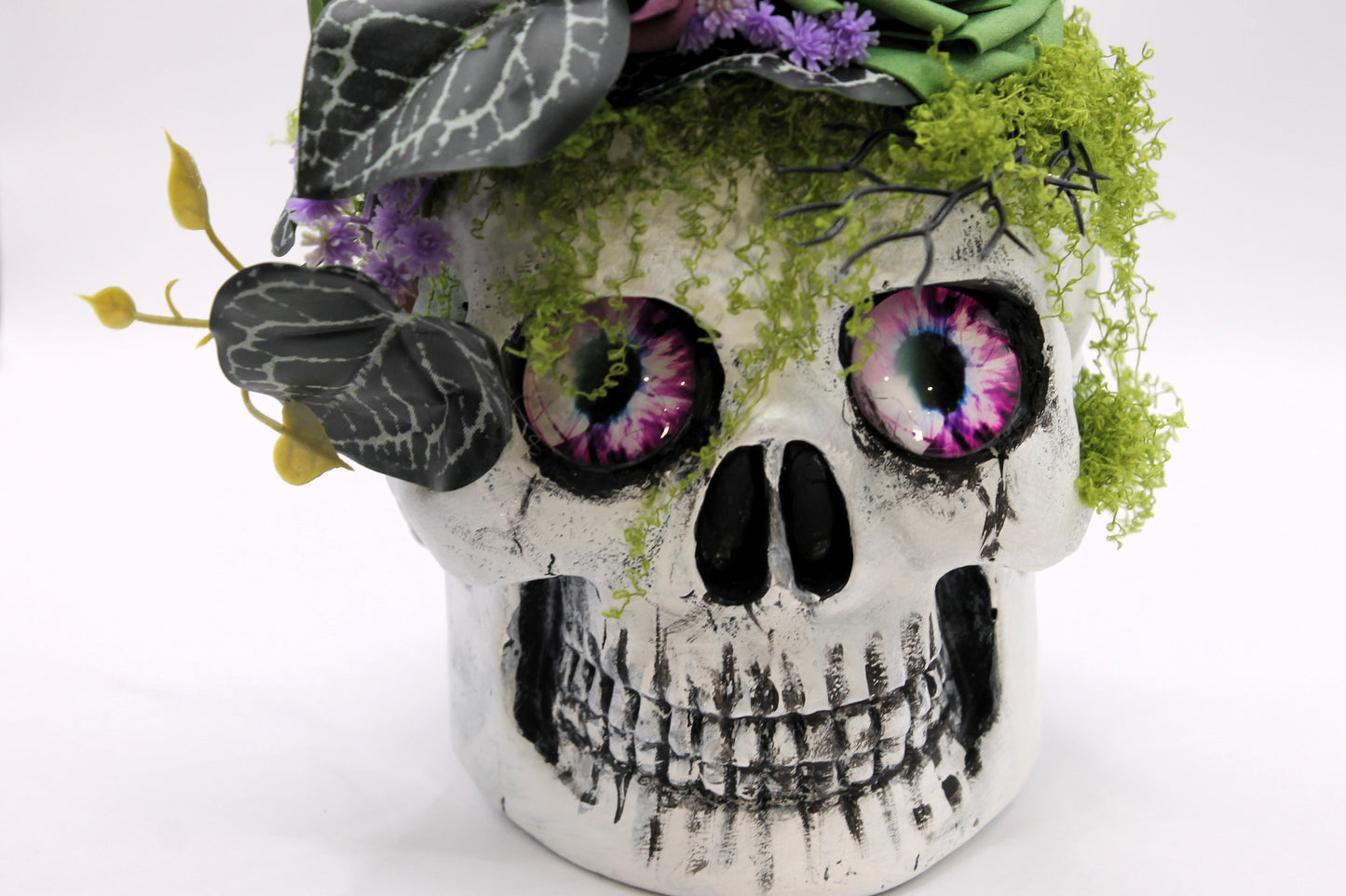 Moss Whispers Skull Decor