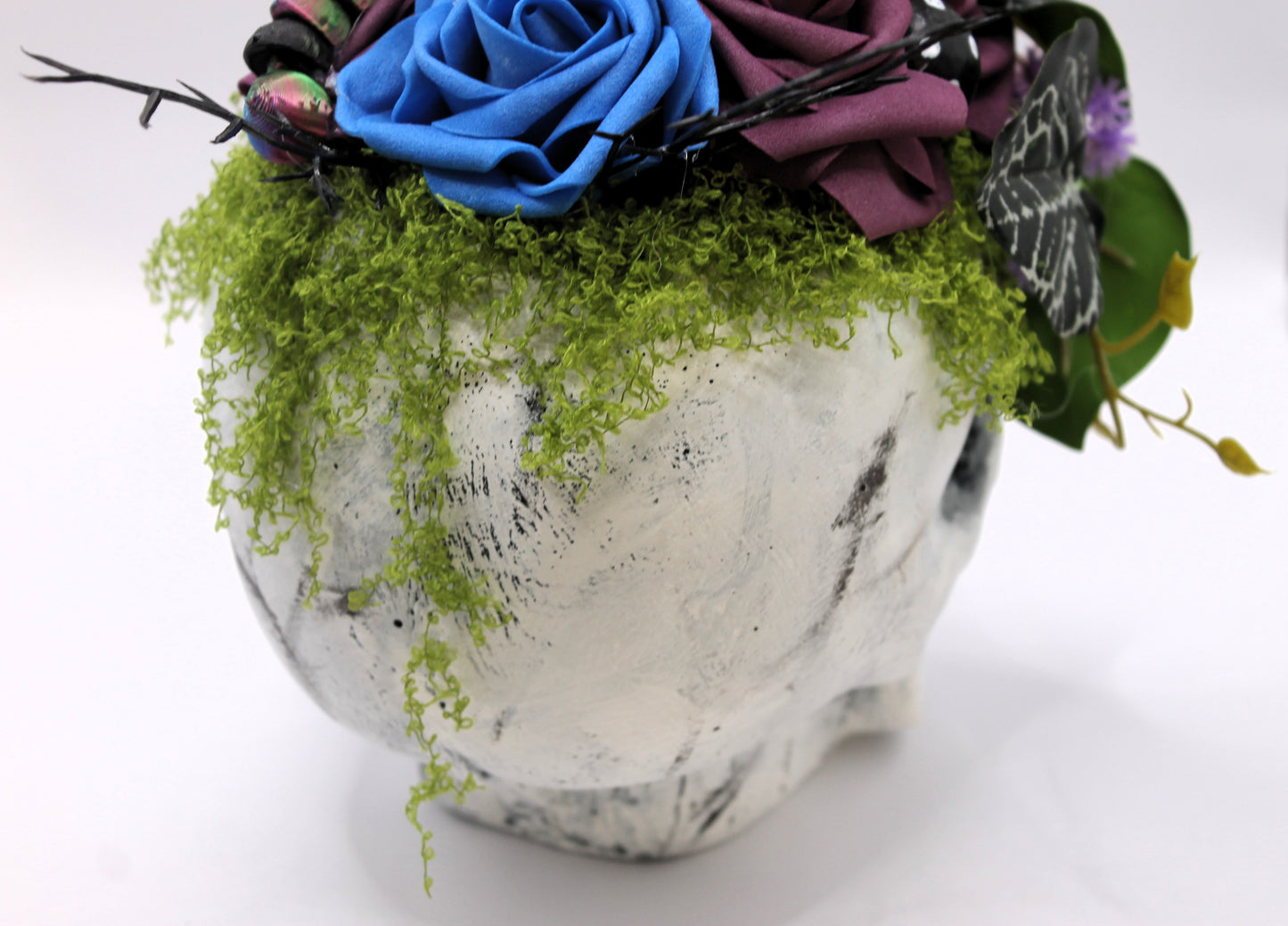 Moss Whispers Skull Decor