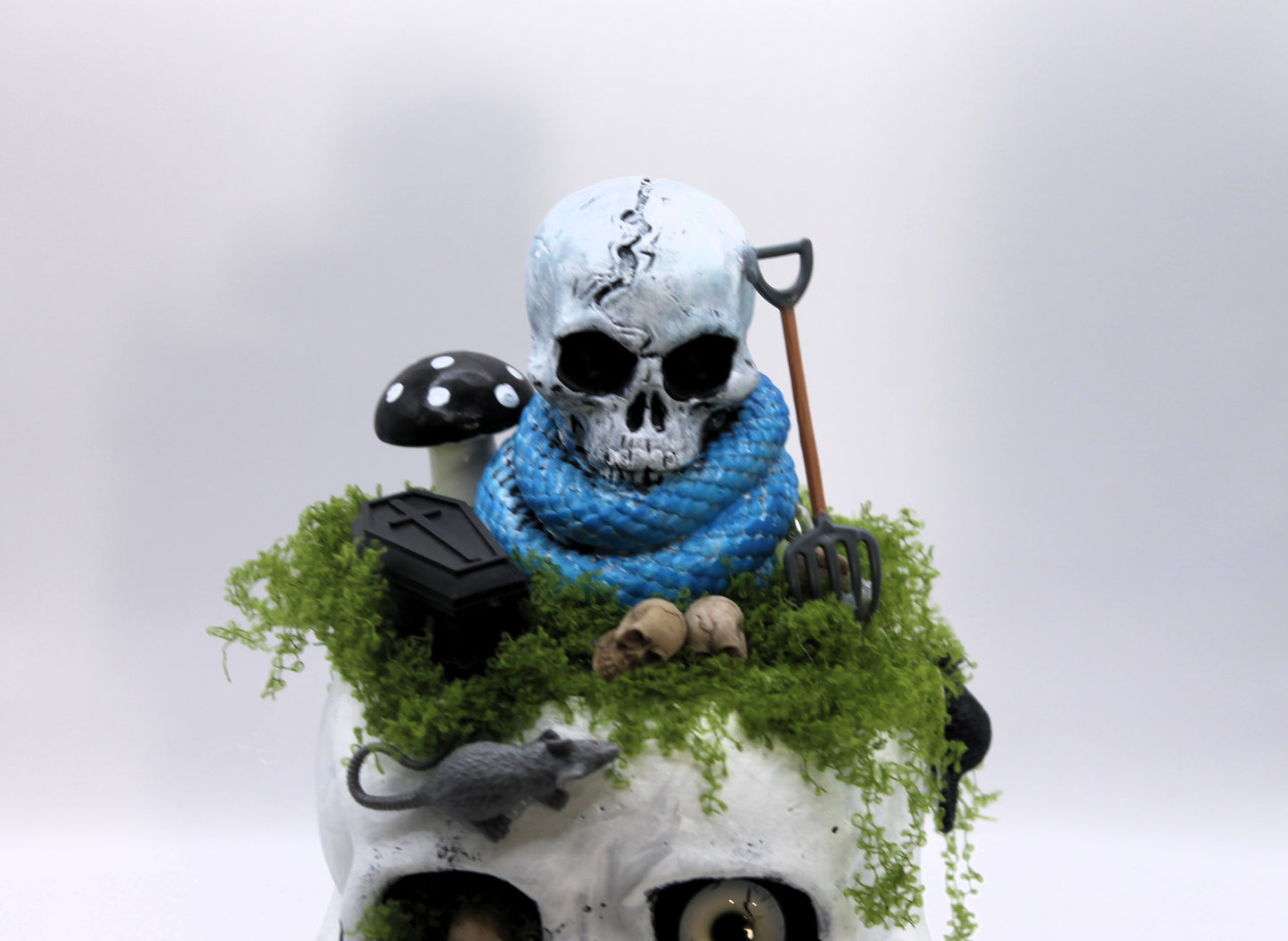 Gravedigger's Watch Skull Decor