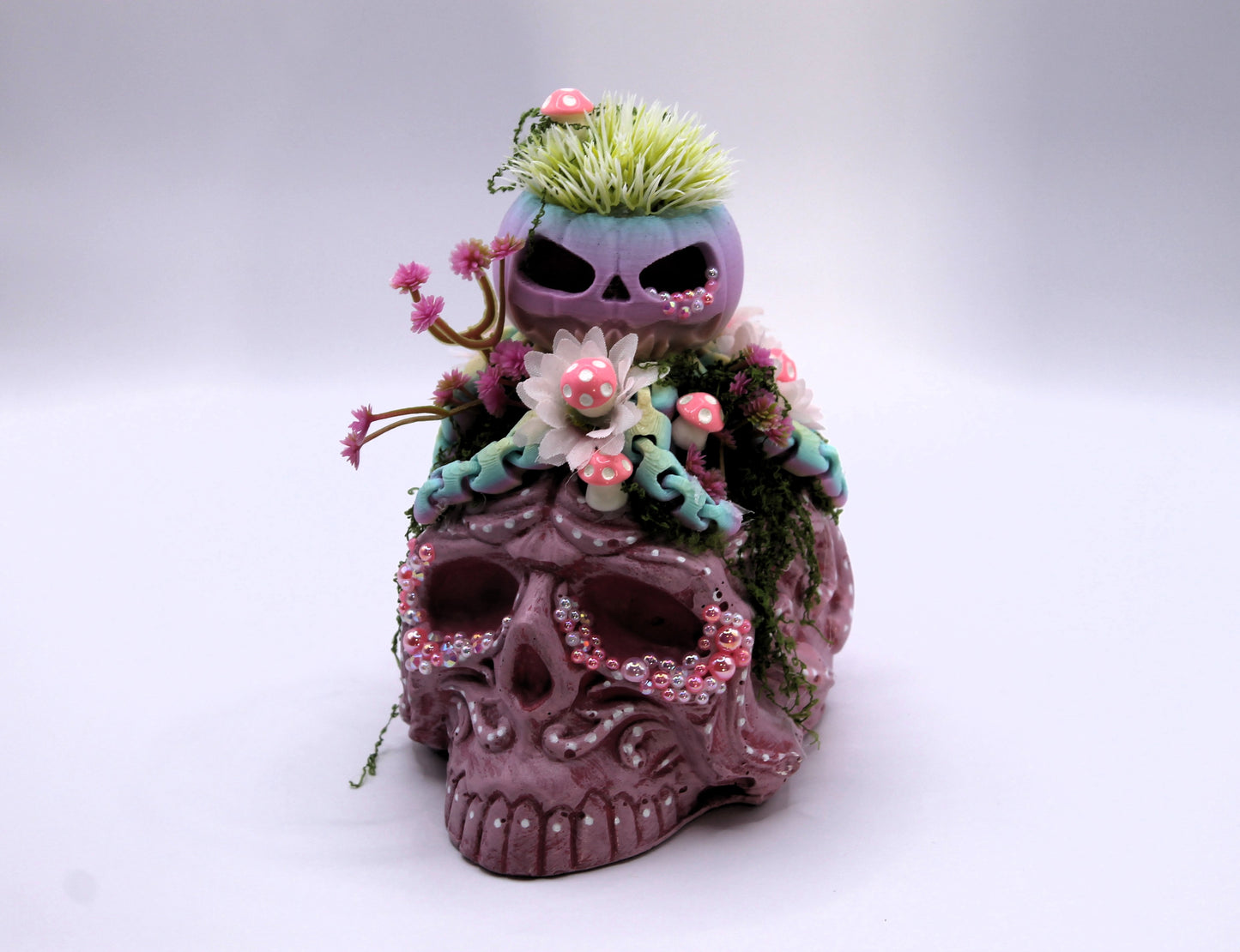 Toadstool Darling skull decor