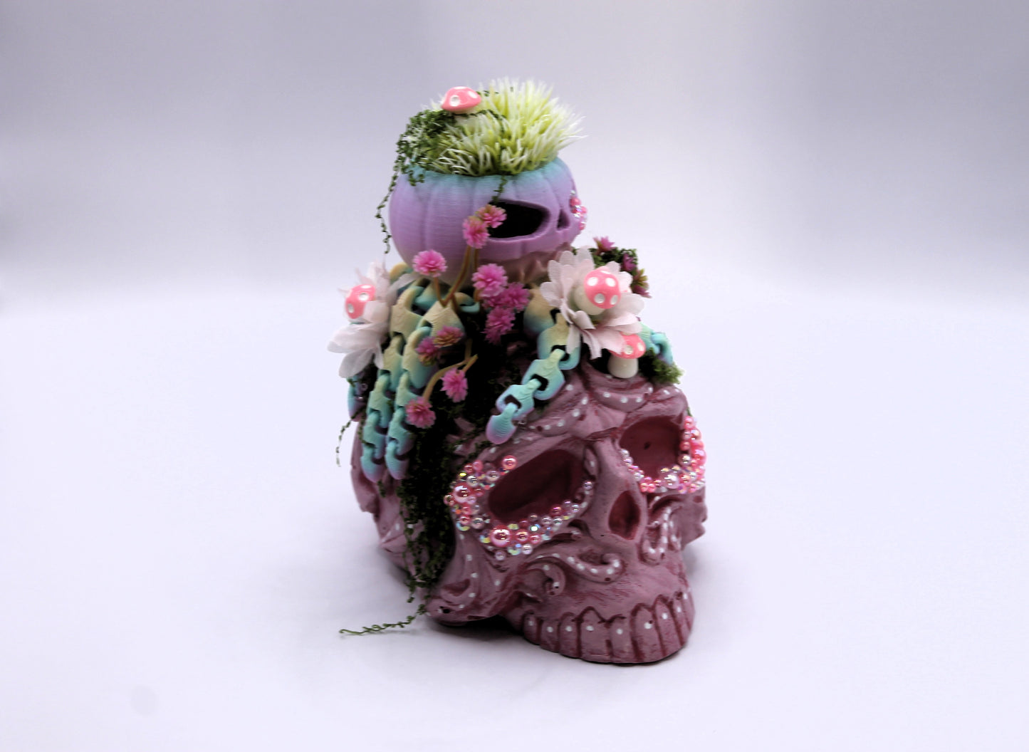 Toadstool Darling skull decor