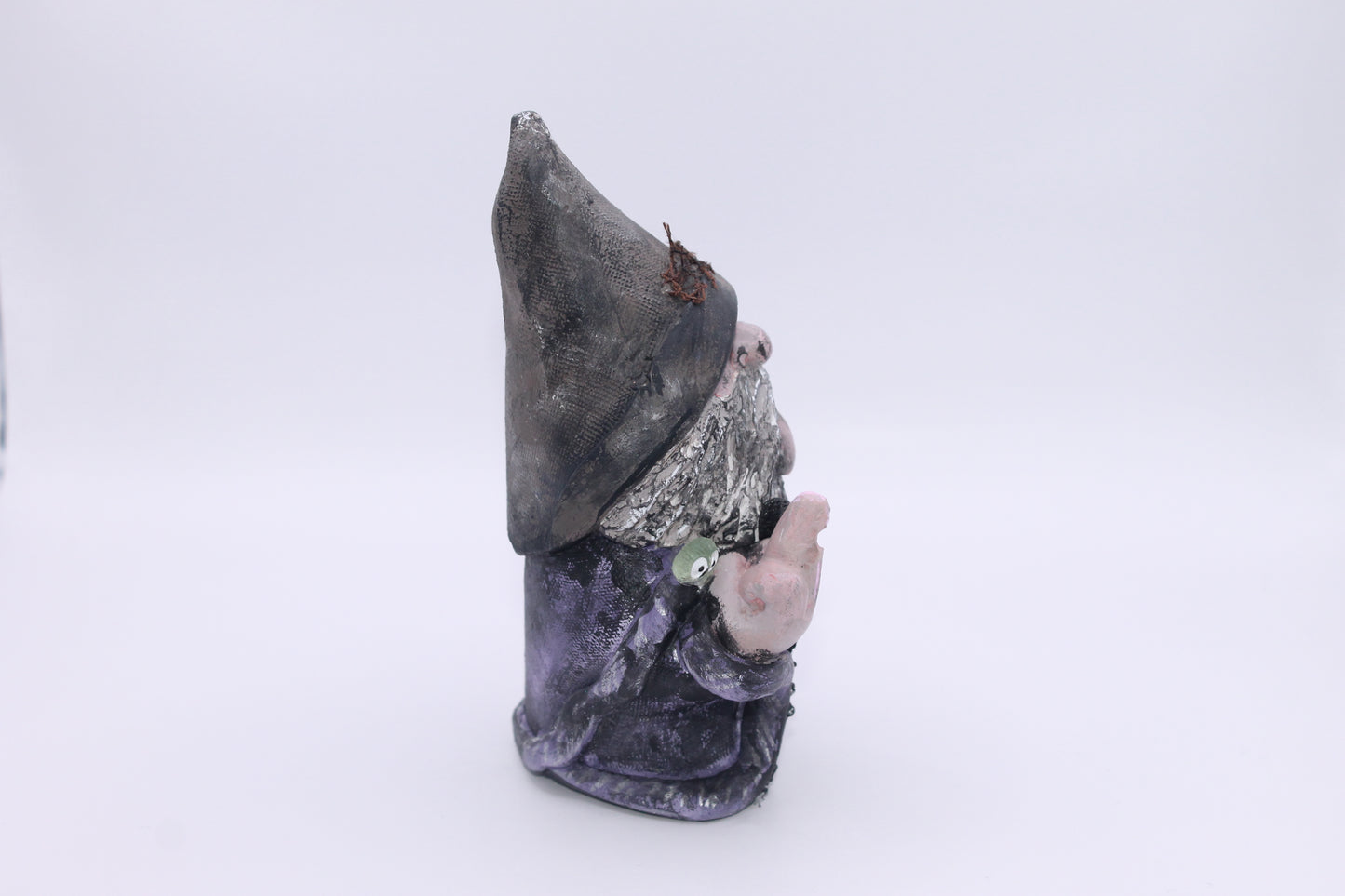 Hex-Off statue