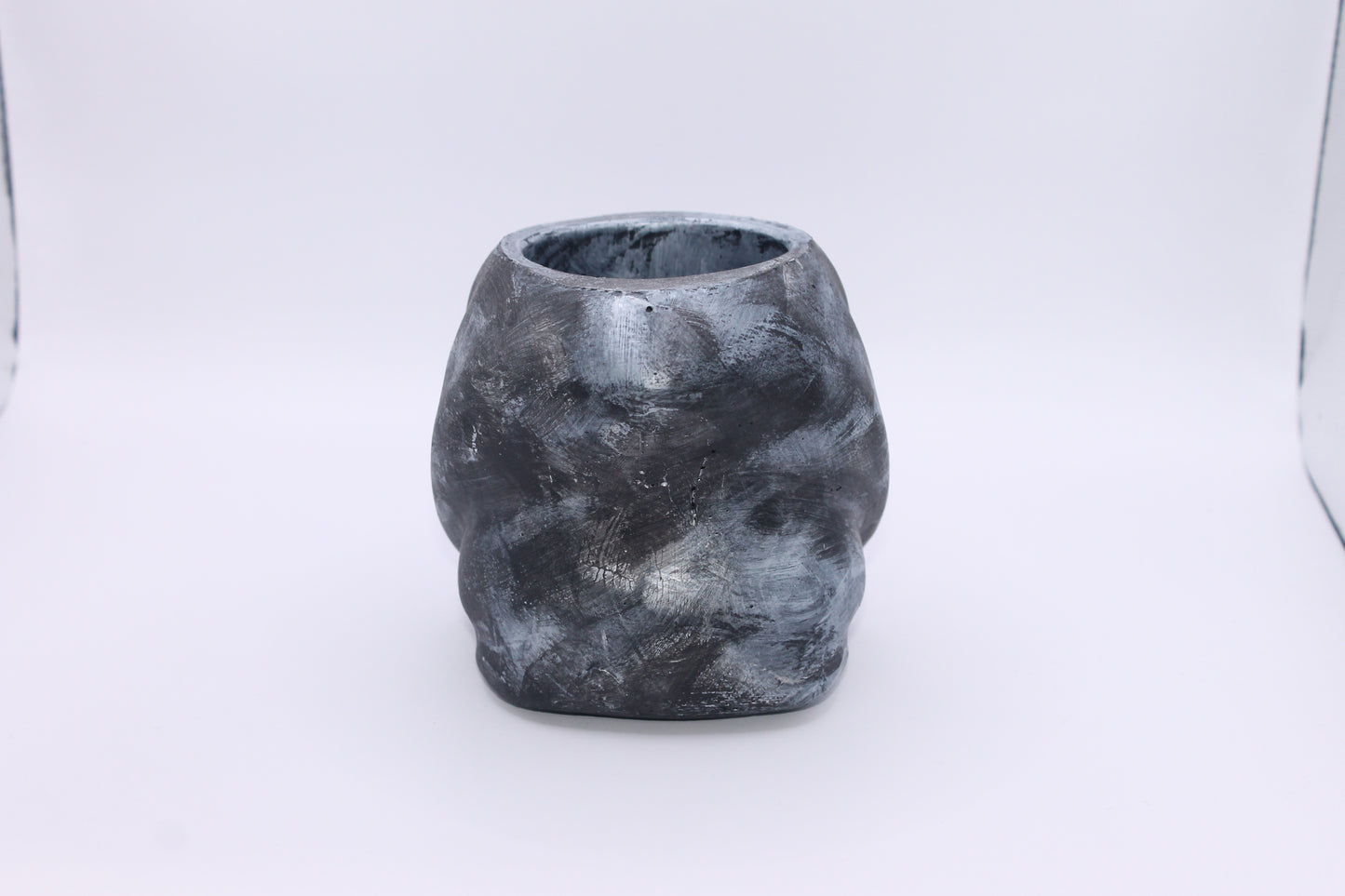 Metallic Silver Ghost Face Planter