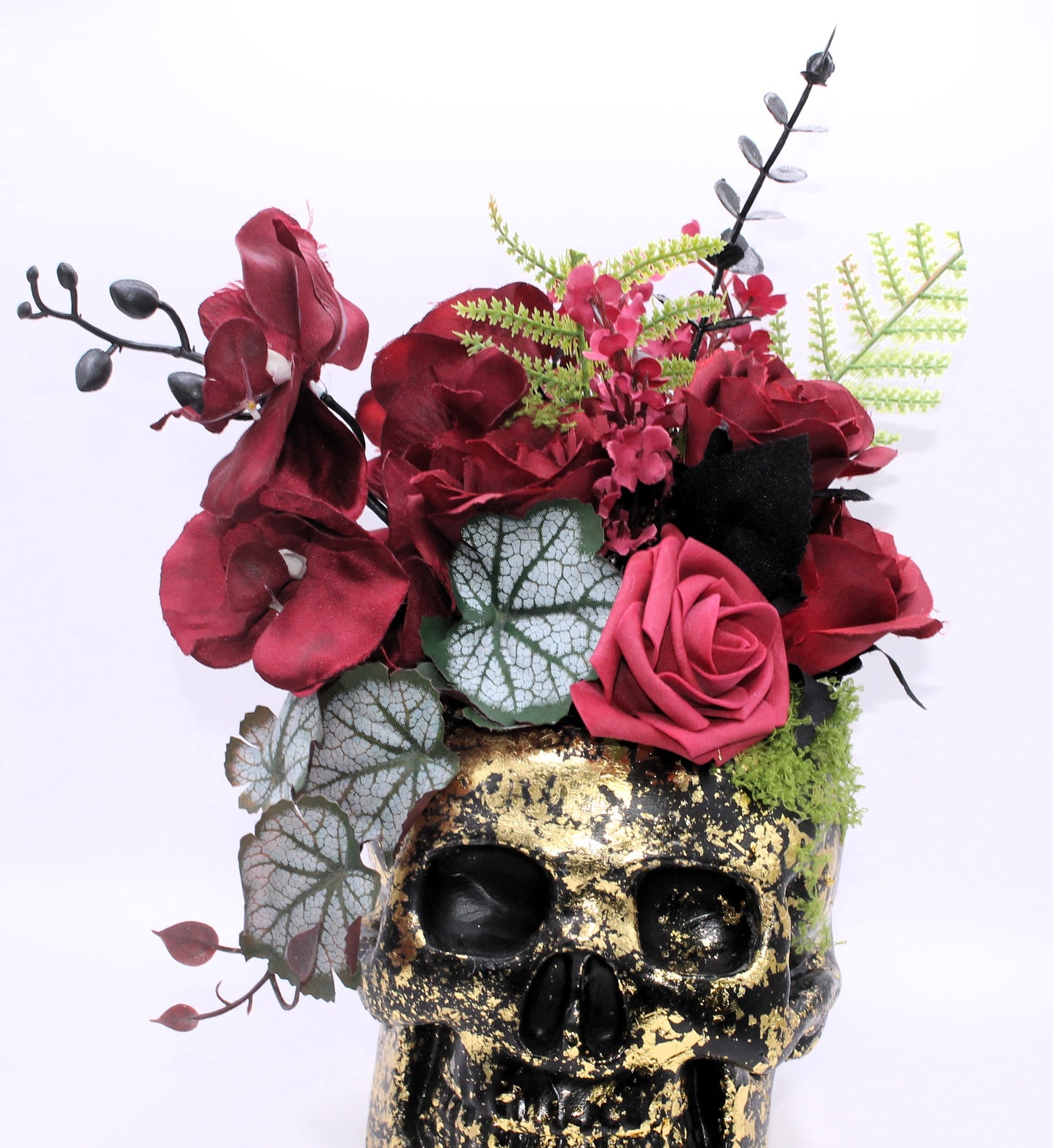 Golden Decay Skull Decor