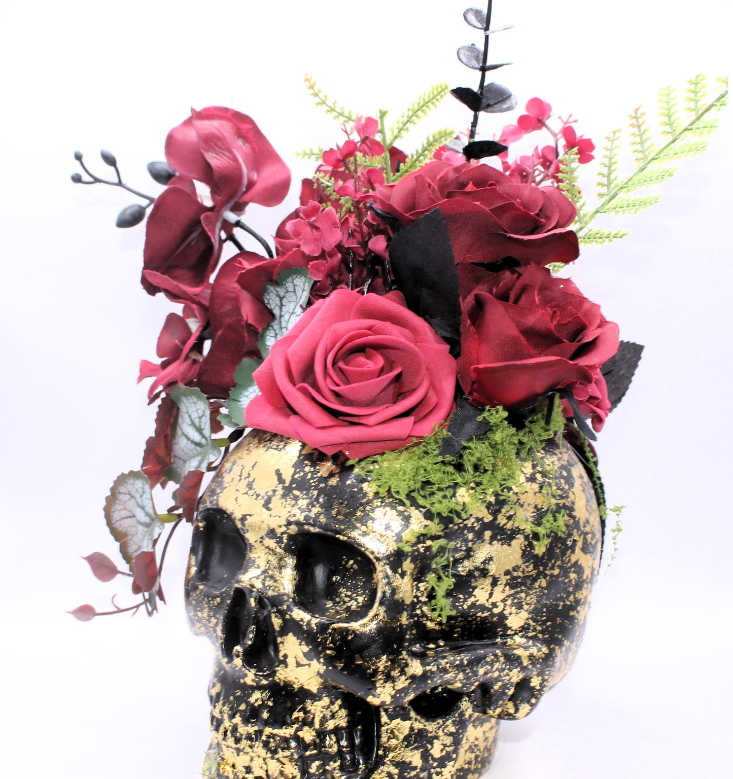 Golden Decay Skull Decor