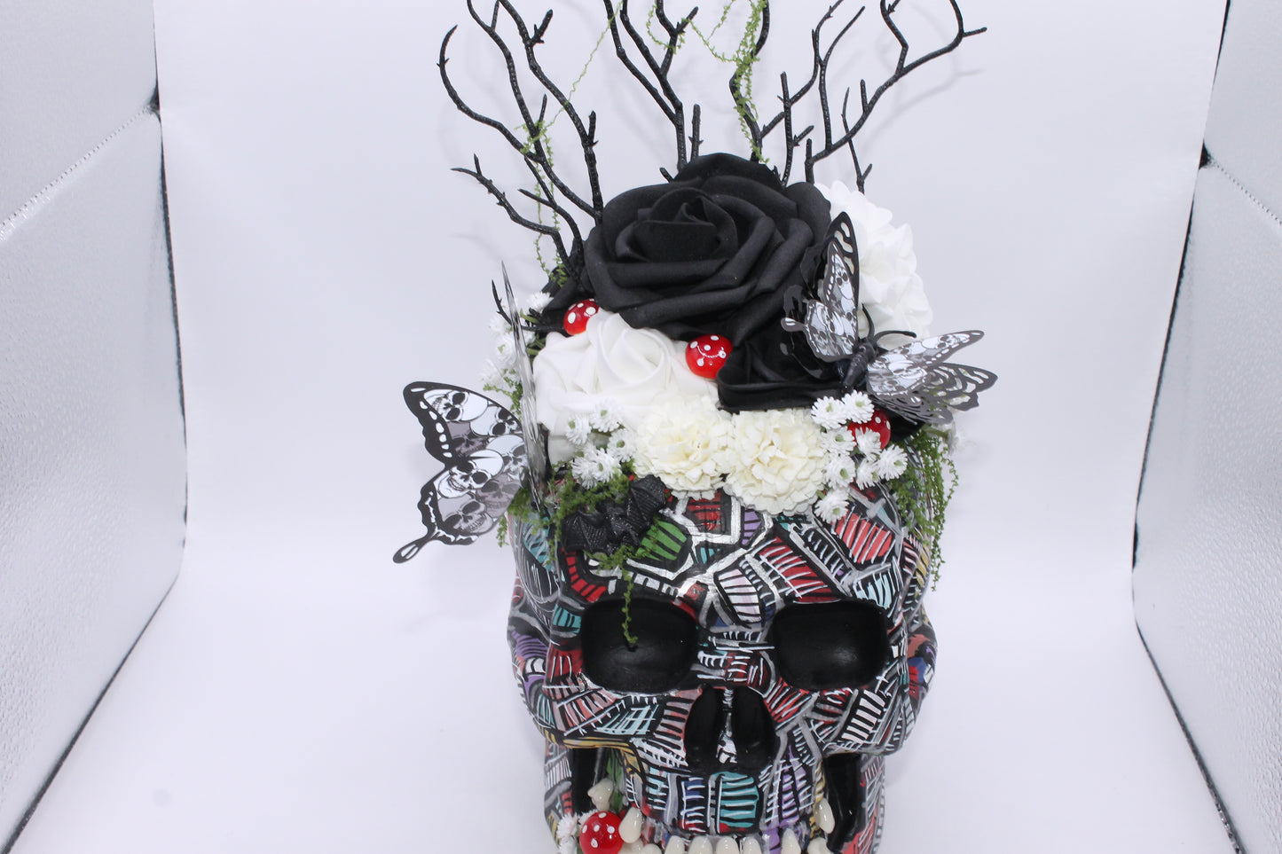 The Widow’s Bloom Skull Decor