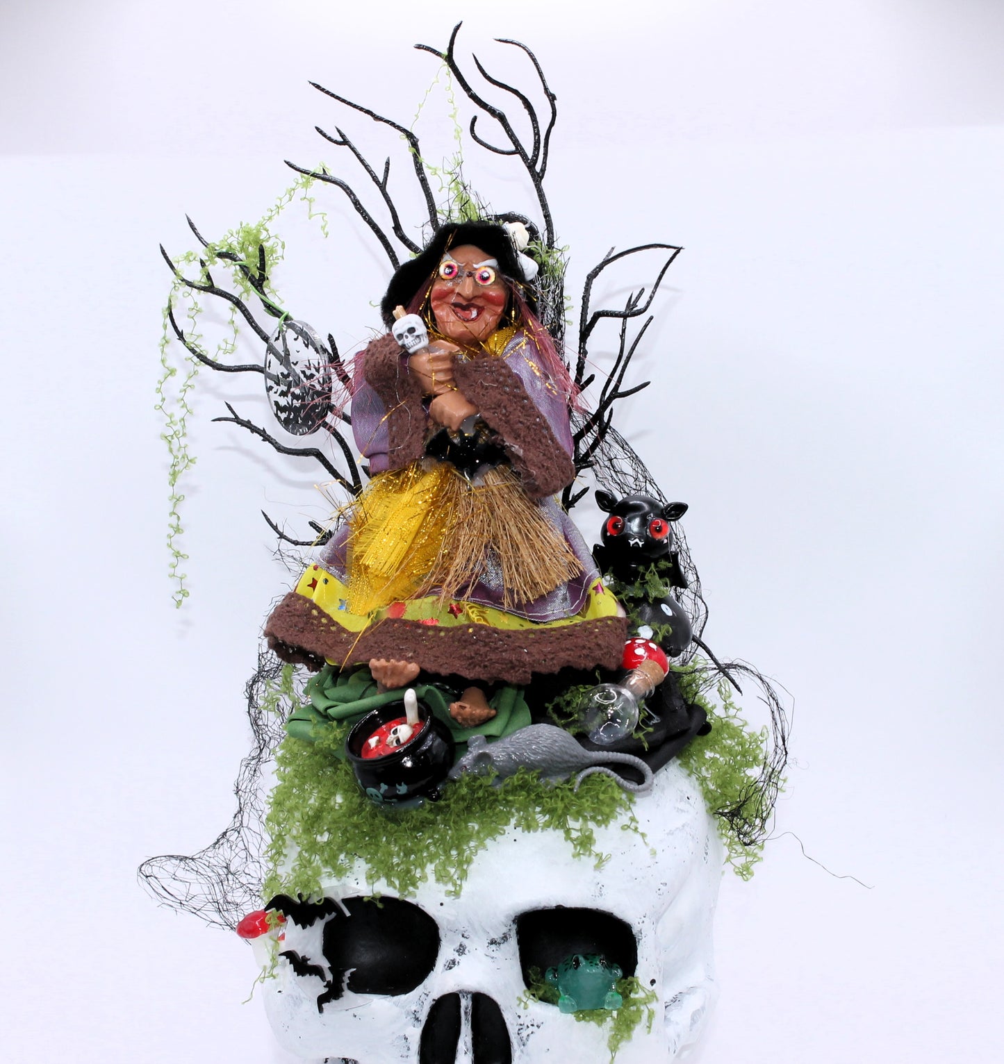 Hag’s Hollow Skull Decor