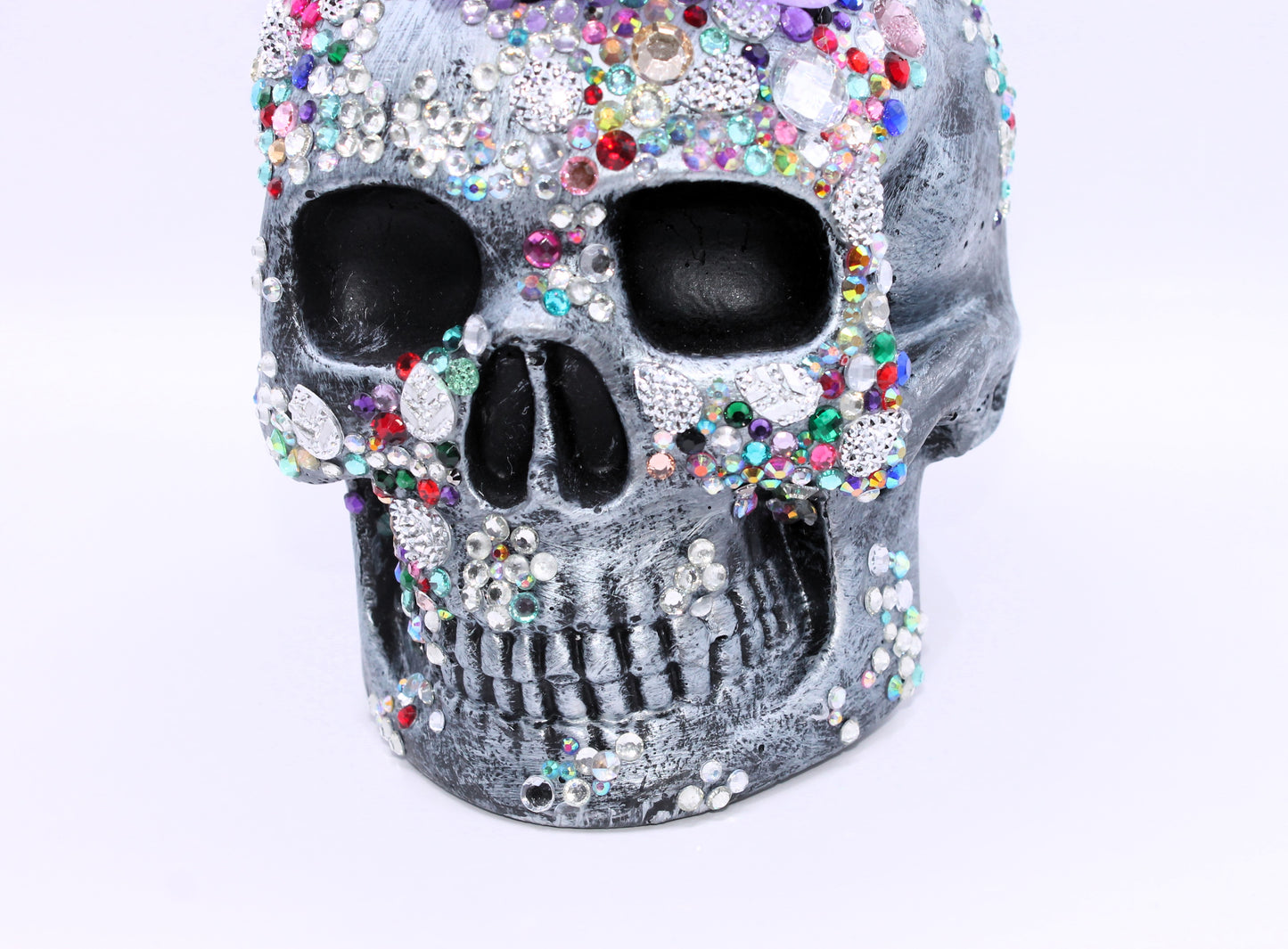 The Glittering Dead Skull Decor