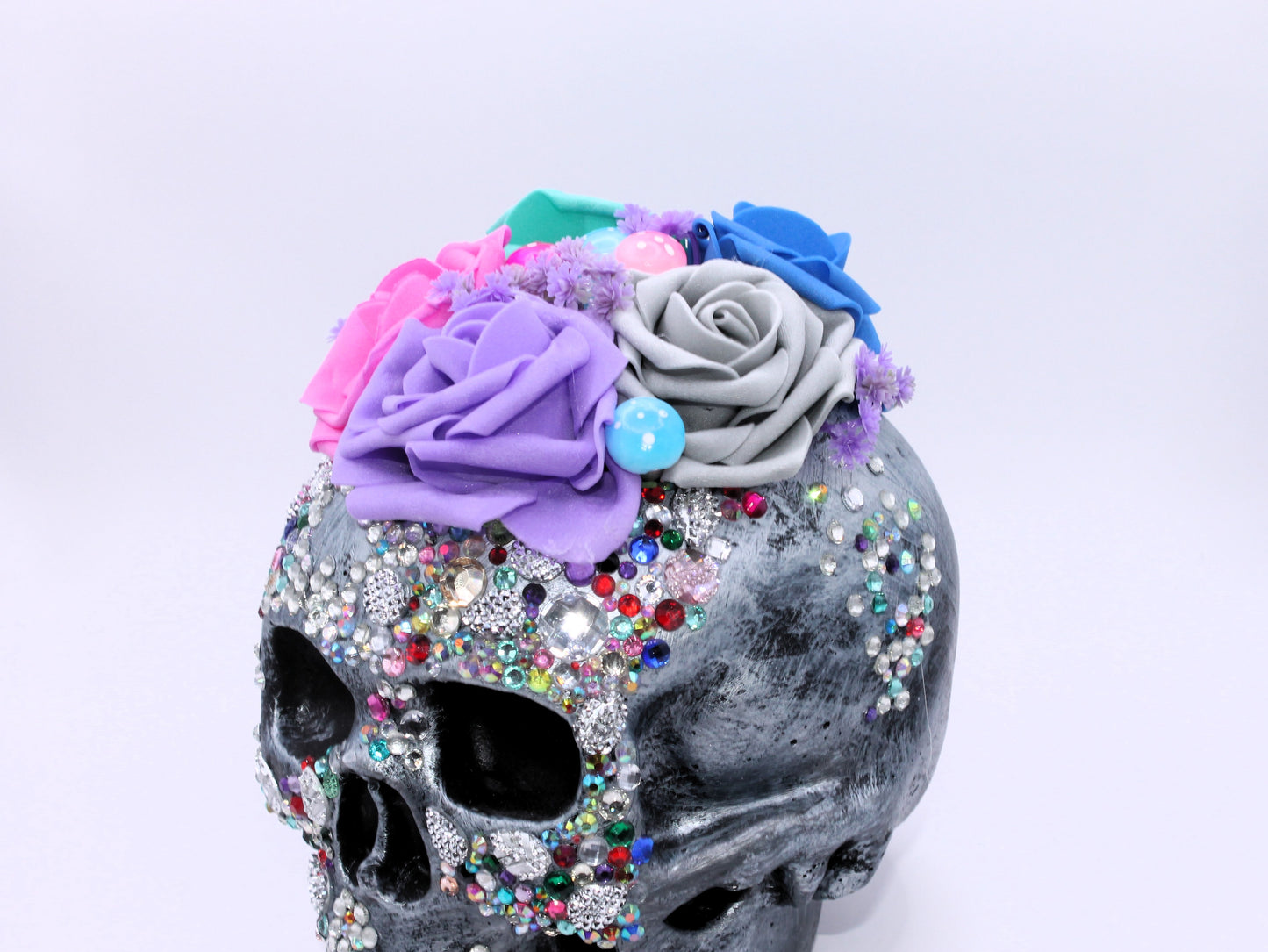 The Glittering Dead Skull Decor