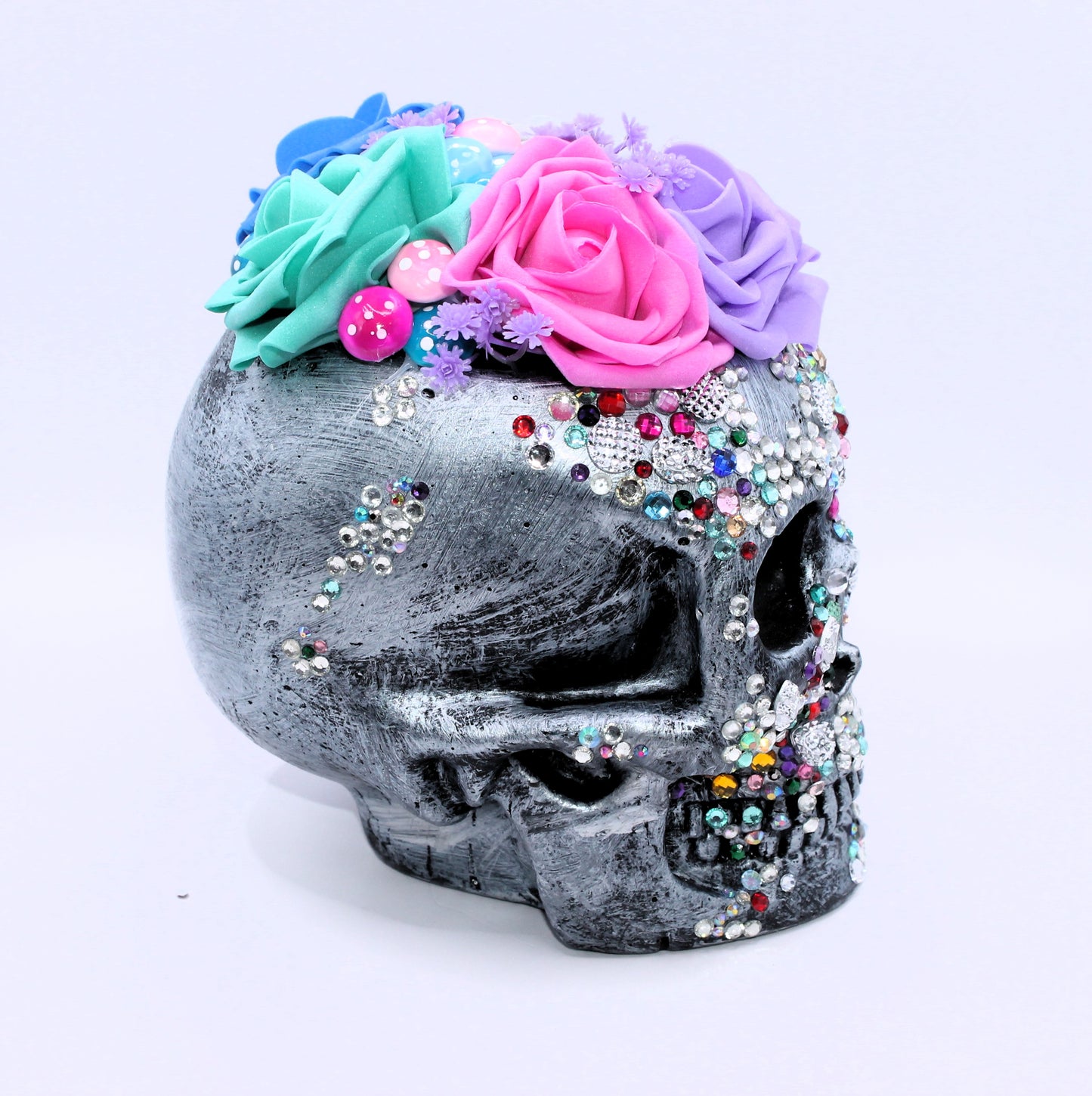 The Glittering Dead Skull Decor