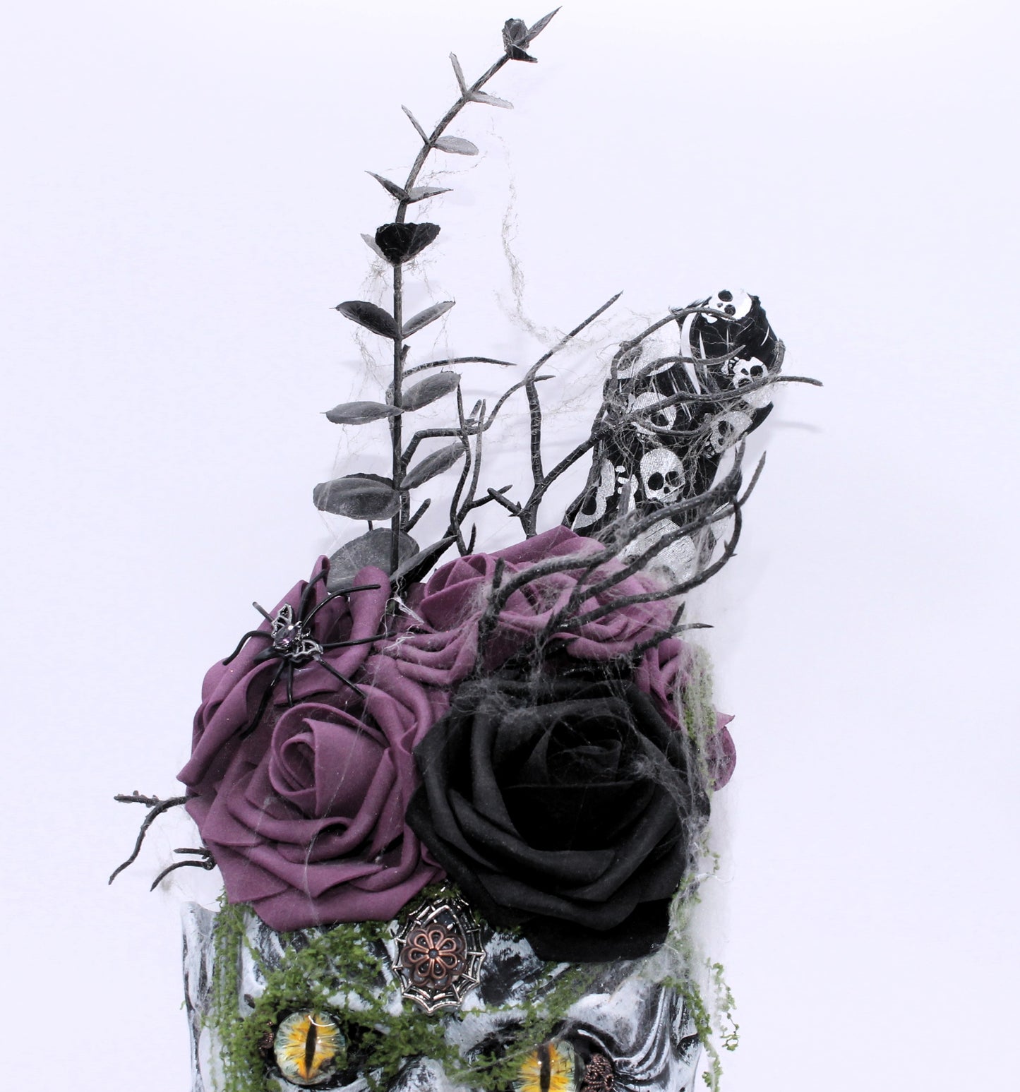 Vampire macabre decor