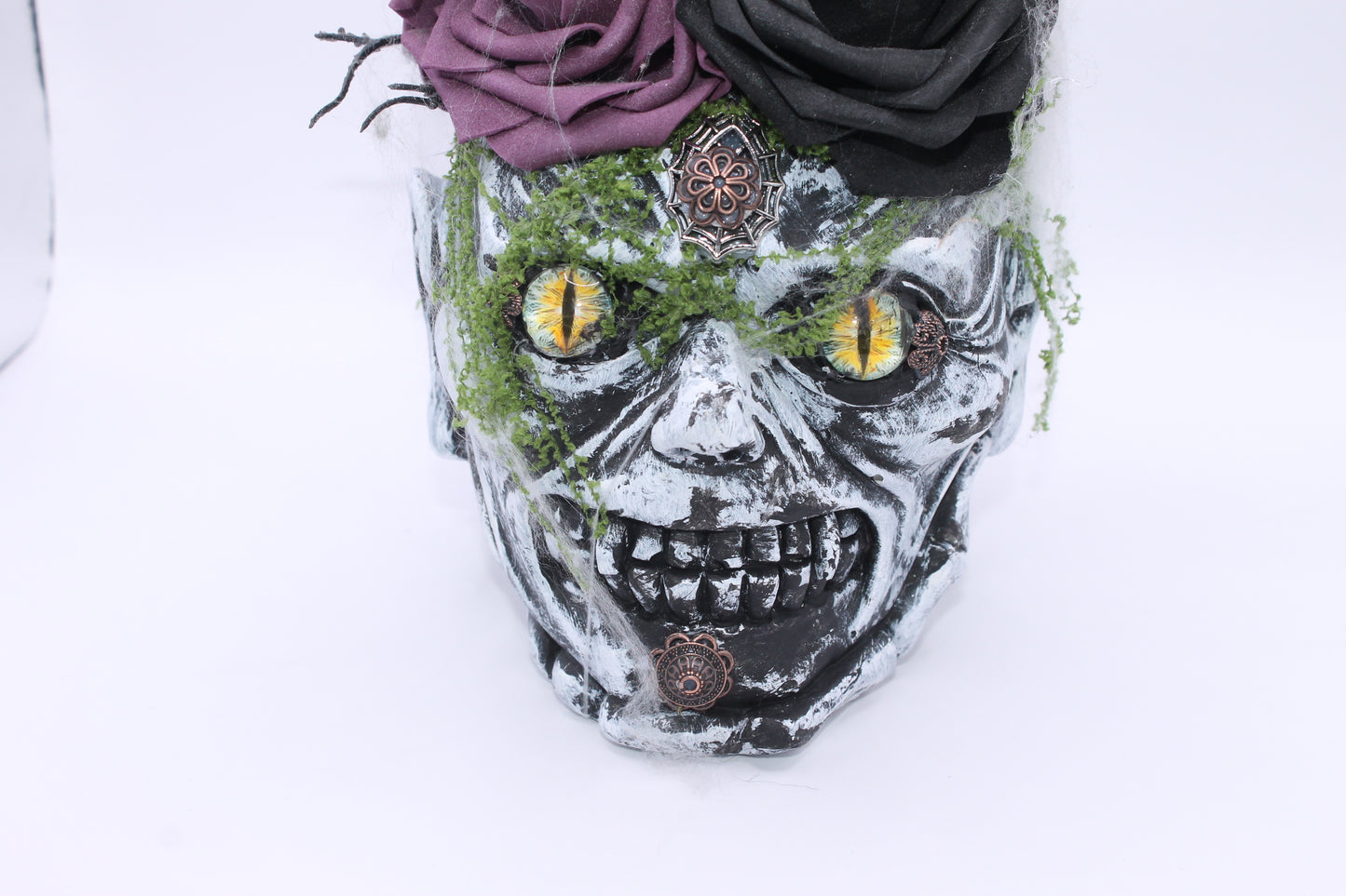 Vampire macabre decor