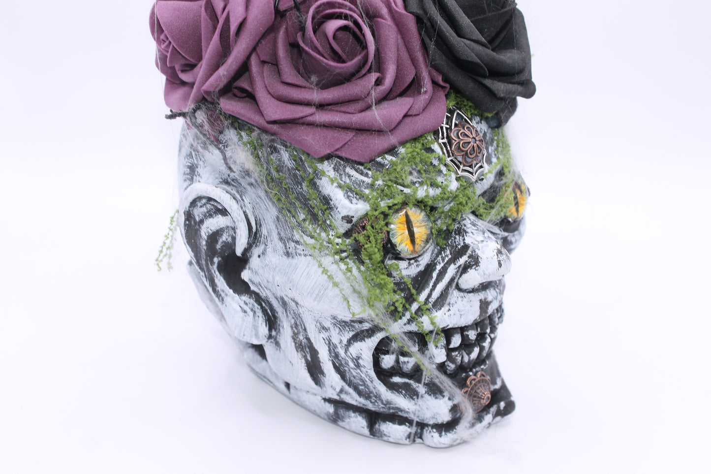 Vampire macabre decor