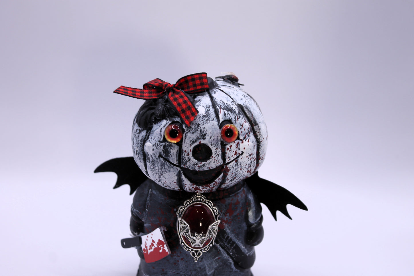 Bloodberry Batling macabre decor